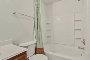 2121 Kemah Village Dr, Kemah, TX 77565 - Photo 17