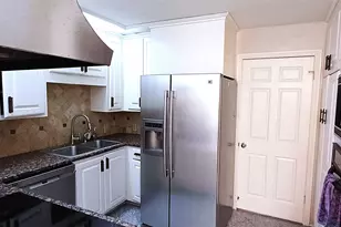 3350 McCue Rd, Houston, TX 77056 - Photo 1