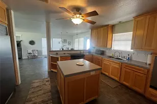 1100 Swiss Alp Hills Loop, Schulenburg, TX 78956 - Photo 17