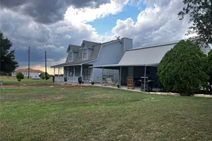 1100 Swiss Alp Hills Loop, Schulenburg, TX 78956 - Photo 9