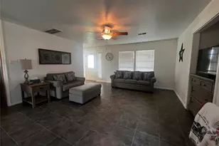 1100 Swiss Alp Hills Loop, Schulenburg, TX 78956 - Photo 11