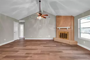 16 Ranch House Loop, Angleton, TX 77515 - Photo 9