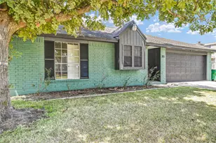 16 Ranch House Loop, Angleton, TX 77515 - Photo 3