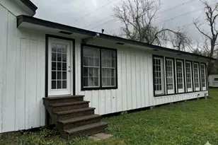 10217 Weldon Rd, Freeport, TX 77541 - Photo 9