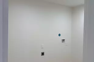 8018 Highmeadow Dr, Houston, TX 77063 - Photo 23