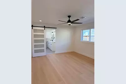 8018 Highmeadow Drive, Houston, TX 77063 - Photo 25