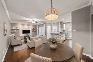 1201 Bering Dr, Houston, TX 77057 - Photo 9