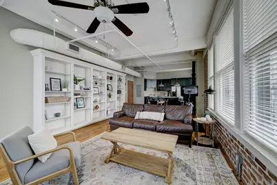 201 Main Street #3A, Houston, TX 77002 - Photo 3