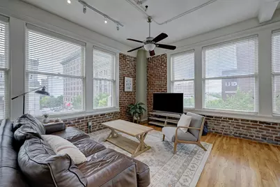 201 Main Street #3A, Houston, TX 77002 - Photo 1