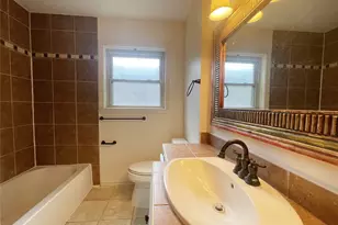 9655 Meadowcroft Dr, Houston, TX 77063 - Photo 13