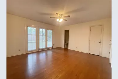 9655 Meadowcroft Drive, Houston, TX 77063 - Photo 9