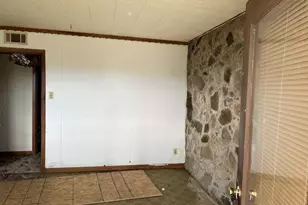 701 Oak Ln, Cottonwood Shores, TX 78657 - Photo 5