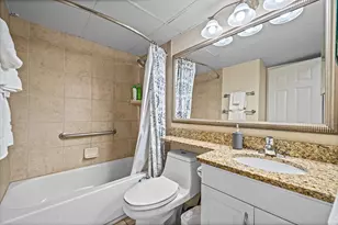 6102 Seawall Blvd, Galveston, TX 77551 - Photo 15