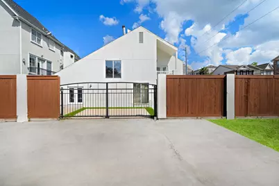 2922 Bering Drive, Houston, TX 77057 - Photo 9