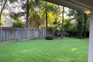 35 Teakwood Pl, The Woodlands, TX 77384 - Photo 5