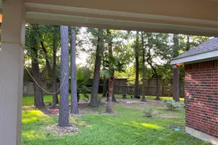 35 Teakwood Pl, The Woodlands, TX 77384 - Photo 7