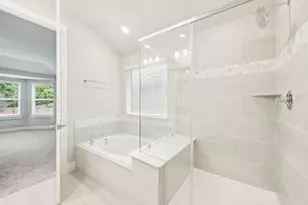 2010 Bluff Oak Ct, Conroe, TX 77304 - Photo 27