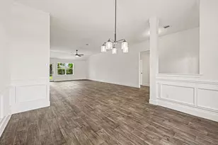 10 Greystone Ct, Angleton, TX 77515 - Photo 13