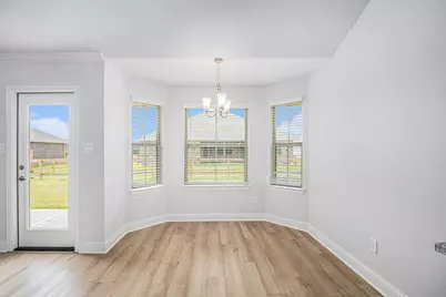 10 Greystone Court, Angleton, TX 77515 - Photo 3