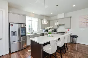 2812 Grand Fountains Dr G, Houston, TX 77054 - Photo 9