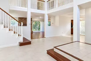 1539 Beaconshire Rd, Houston, TX 77077 - Photo 3