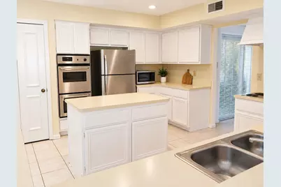 1539 Beaconshire Road, Houston, TX 77077 - Photo 15