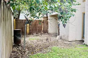 10075 Westpark Dr, Houston, TX 77042 - Photo 43