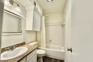 10075 Westpark Dr, Houston, TX 77042 - Photo 29