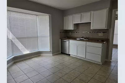 10806 Zircon Court, Houston, TX 77099 - Photo 9