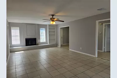 10806 Zircon Court, Houston, TX 77099 - Photo 3