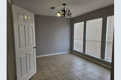 10806 Zircon Court, Houston, TX 77099 - Photo 7