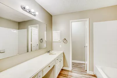 1635 Ridgebriar Drive, Houston, TX 77014 - Photo 13