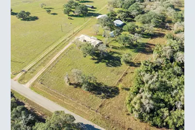 1168 County Road 450, Hallettsville, TX 77964 - Photo 39