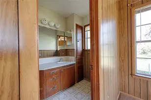 1168 Co Rd 450, Hallettsville, TX 77964 - Photo 17