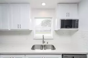 6734 Dusty Dawn Dr, Houston, TX 77086 - Photo 13
