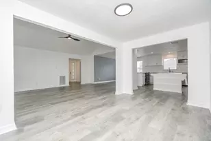 6734 Dusty Dawn Dr, Houston, TX 77086 - Photo 19
