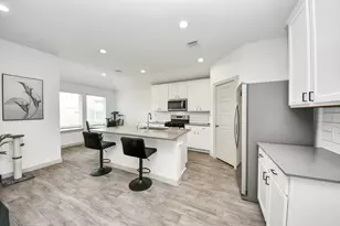 7706 Caspian Rnch Dr, Rosharon, TX 77583 - Photo 3