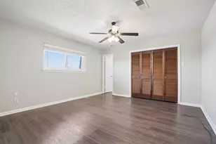 110 Mariner Rd, Freeport, TX 77541 - Photo 17