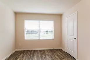 9730 Tura Dr, Houston, TX 77044 - Photo 11