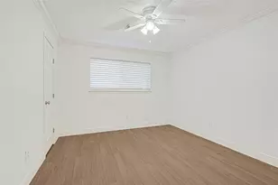 8802 Tanager St, Houston, TX 77036 - Photo 17