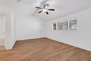 8802 Tanager St, Houston, TX 77036 - Photo 23