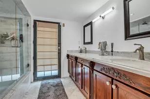1503 Banks St, Houston, TX 77006 - Photo 19