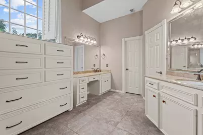 5038 Huntwick Parc Court, Houston, TX 77069 - Photo 9