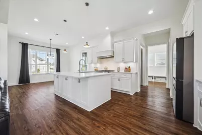 4112 Leslies Way, Dickinson, TX 77539 - Photo 9