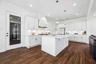 4112 Leslie's Way, Dickinson, TX 77539 - Photo 13