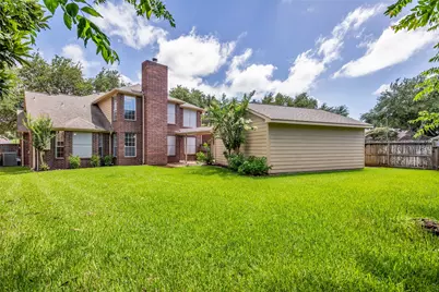 4814 Dixie Court, Sugar Land, TX 77478 - Photo 5