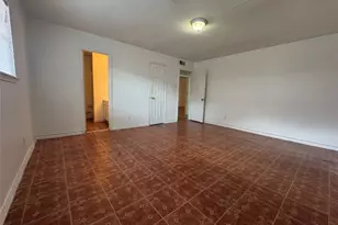 6405 Westward St, Houston, TX 77081 - Photo 13