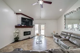 16127 Forest Way Dr, Houston, TX 77090 - Photo 3