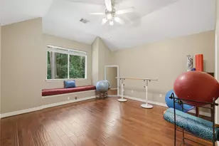8766 Skyline Ln, Conroe, TX 77302 - Photo 33