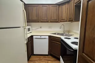 921 Marine Dr, Galveston, TX 77550 - Photo 7